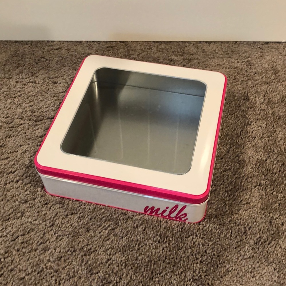 Square Tin with Hinged Top